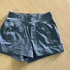 Athleta women’s Trekke North Shorts